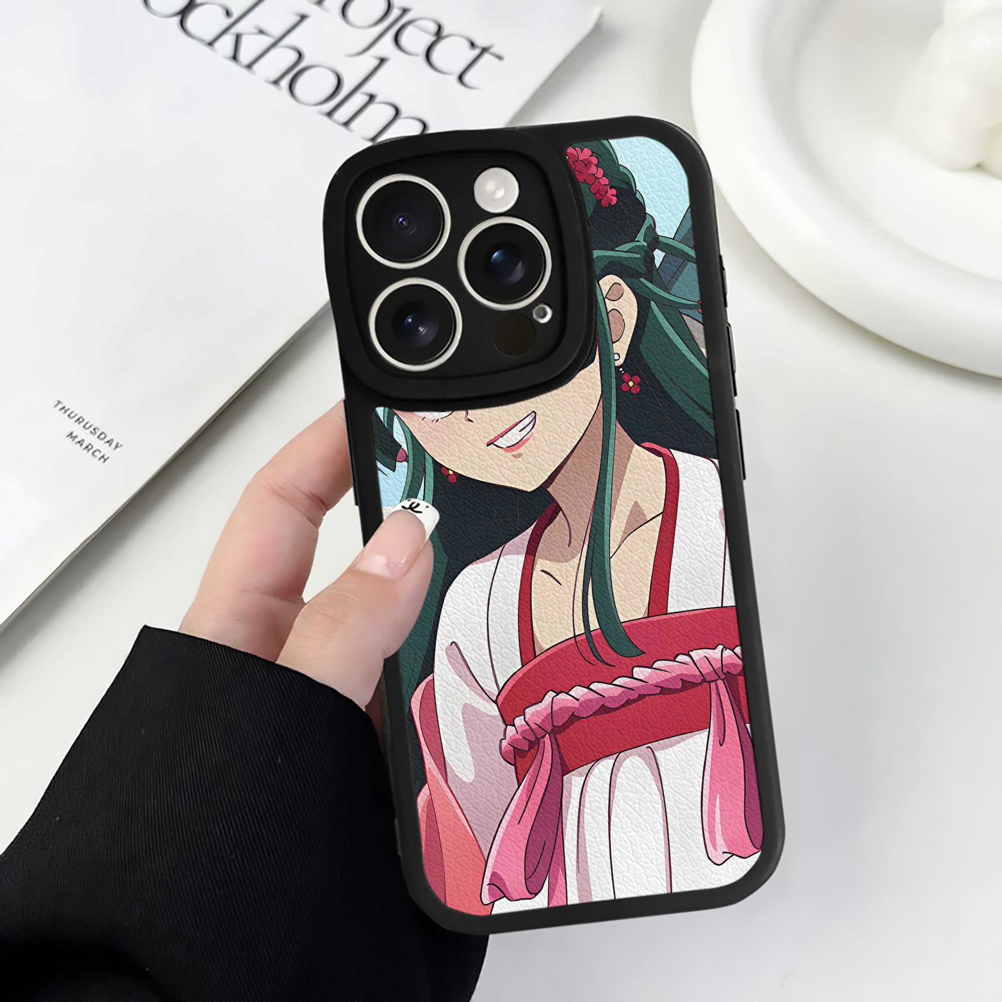 薬屋のひとりごと The Apothecary Diaries 【iPhone 16シリーズ対応】シリコンスマホケース（レザー調） 材質：シリコン